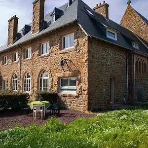 Bed & Breakfast Le Presbytère Du Talbert, Pleubian